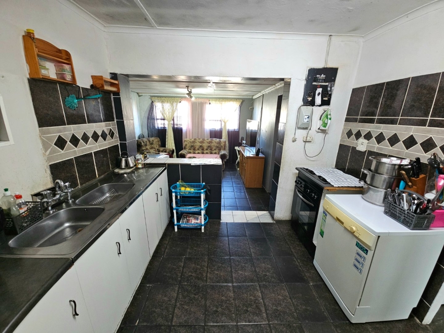 4 Bedroom Property for Sale in Beacon Valley Western Cape